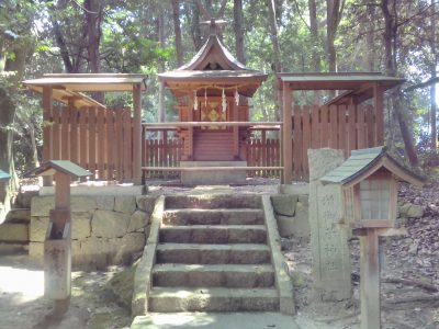 増御子神社